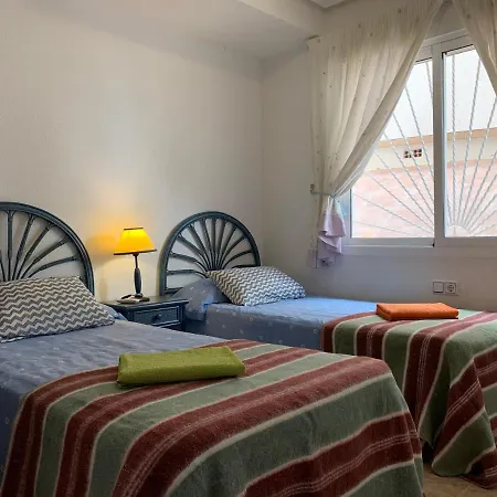 Acogedor Duplex En La Zona Del Golf * 克萨达城