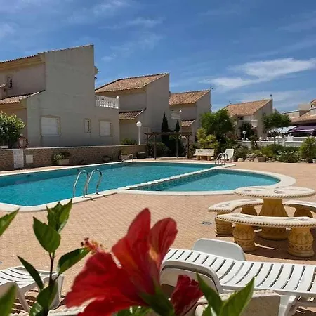 Acogedor Duplex En La Zona Del Golf 克萨达城